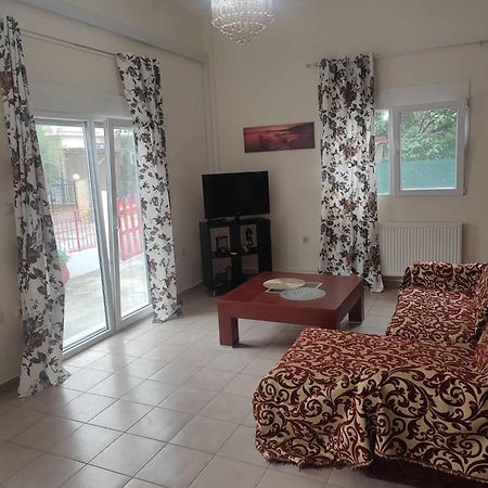 Beautiful Apartment Anais Near The Sea 阿吉亚特拉萨 外观 照片