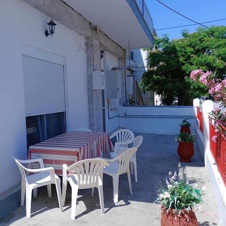 Beautiful Apartment Anais Near The Sea 阿吉亚特拉萨 外观 照片